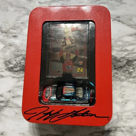 NWOB 2001 Jeff Gordon #24 DuPont Winston Cup Championship - Picture 2 of 7